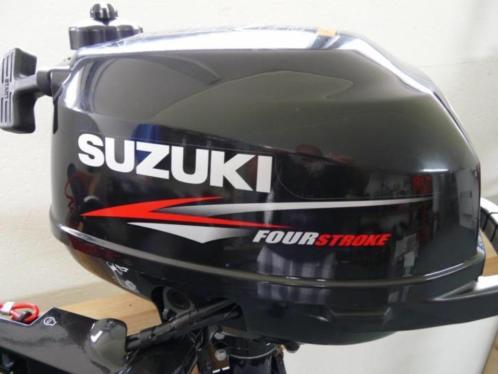 Suzuki 2.5 pk zeer nette staat 4 takt