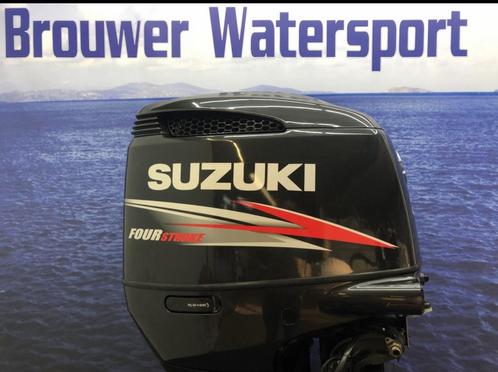 Suzuki 250 pk in optische nieuwstaat water in de olie