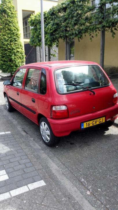 Suzuki Alto 1.0 GA 5DRS AUT 2001 Rood