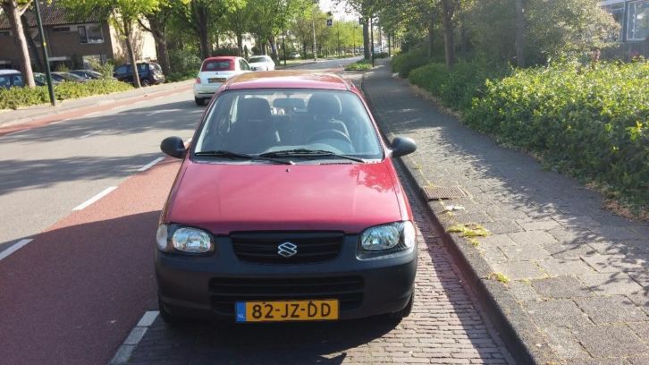 Suzuki Alto 1.1 2002 Rood