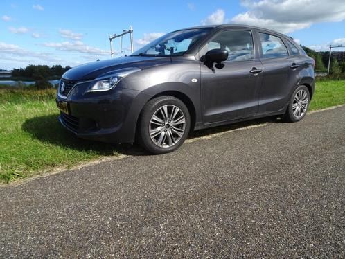 Suzuki Baleno 1.2 exclusive 66KW CVT 2018 Grijs