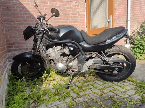 Suzuki Bandit 600cc black