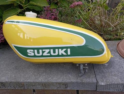 SUZUKI BENZINETANK