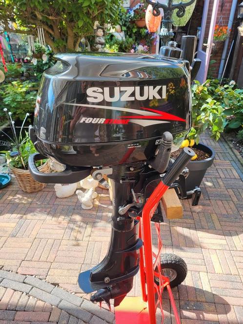 Suzuki Buitenboordmotor 5 PK 4takt nieuwstaat