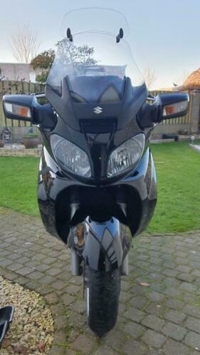 suzuki burgman 650 Excutive 14350 km