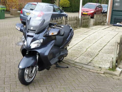 Suzuki Burgman 650 Excutive te koop.