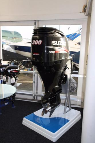 Suzuki DF 300 apx nieuw en overjarig