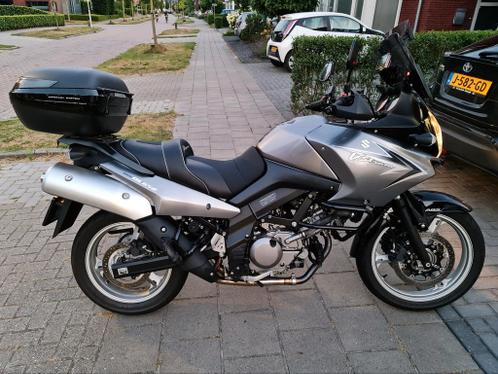 Suzuki dl650 V-Strom met heel veel extrax27s