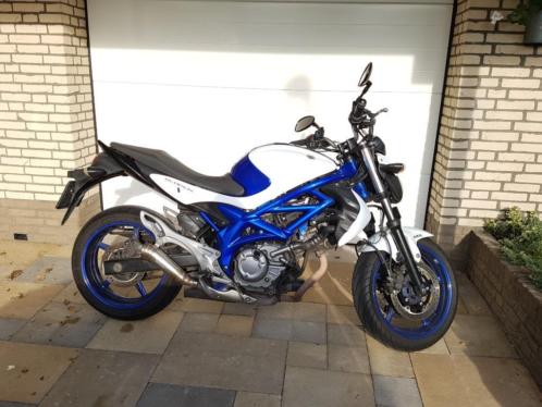 Suzuki Gladius 650cc Blauw 