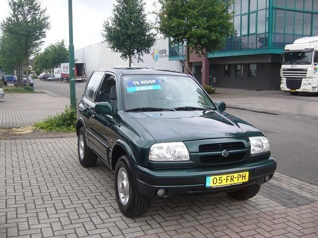 Suzuki Grand Vitara 1.6 16V 3 DEURS 4X4 METAL TOP  AIRCO