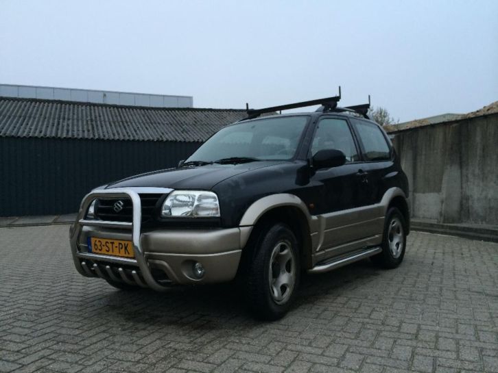 Suzuki Grand Vitara 1.6 3D 2003 Zwart