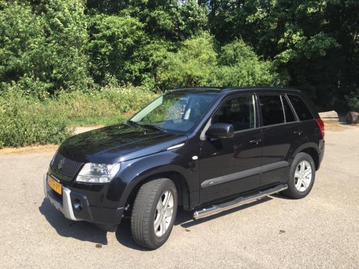 Suzuki Grand Vitara 2.0 5D AUT 2006 Zwart