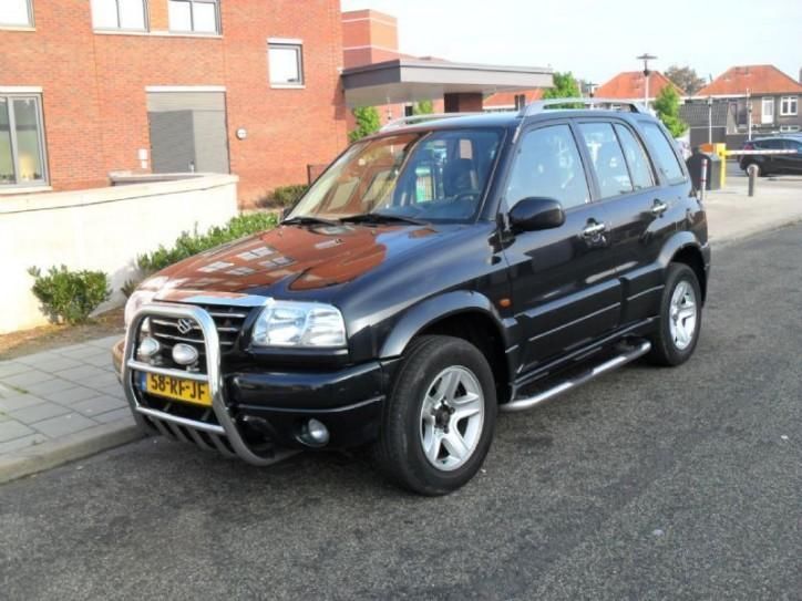 Suzuki Grand vitara 2.0 freestyle-3 aut (bj 2005)