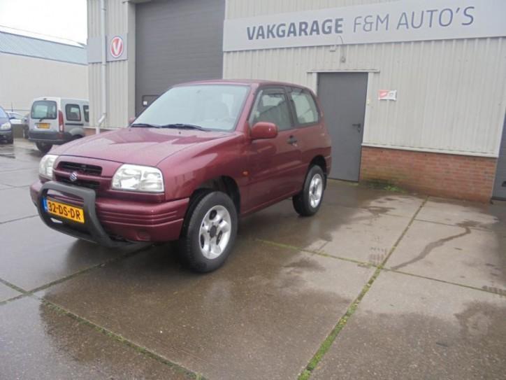 Suzuki Grand Vitara 2.0 Metal Top (bj 1999)