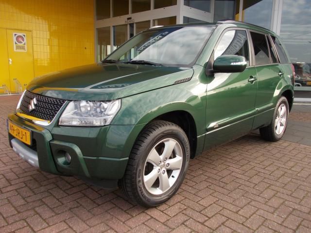 Suzuki Grand Vitara 2.4 Exclusive automaat navigatie 4x4