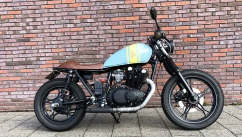 Suzuki GS450 Caf Racer - Custom build by Wrench Kings