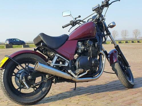 Suzuki GS550 L 03985 Custom bobber (GS 550)A2 geschikt