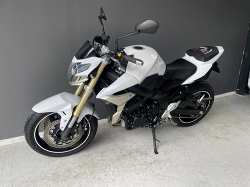 Suzuki GSR 750 ABS 2014 NL-motor  nieuwstaat