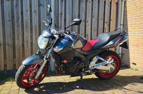 Suzuki GSR600 met Yoshimura uitlaatsysteem GSR 600