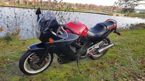 Suzuki GSX 600 F  garantie amp grote beurt