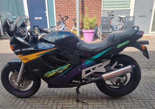 Suzuki GSX 600 F met 25d km 1998 zo ingeruild zo weer weg