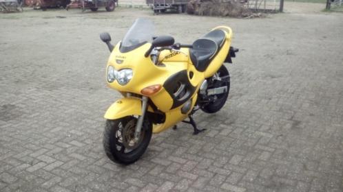 Suzuki GSX 600 F motor