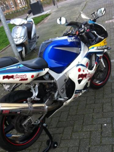 Suzuki GSX 600 F Plus GSX 600 R K2 ( VRIJ OM TE BIEDEN)