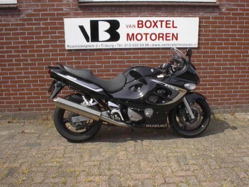 SUZUKI Gsx 600 F Zeer lage km-stand