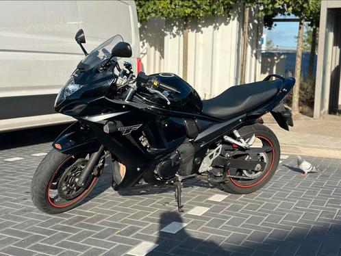 Suzuki GSX 650 FA (ABS) - Moet met spoed weg