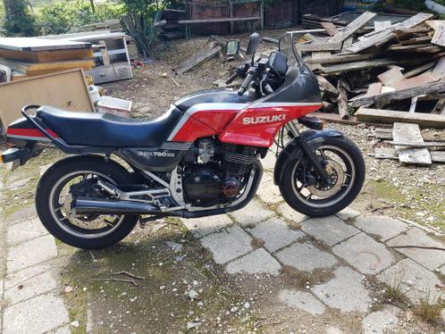 Suzuki gsx 750 es