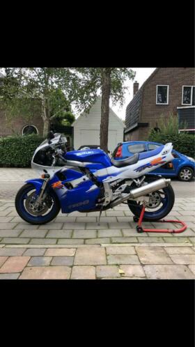 Suzuki GSX-R 1100 W (nw staat)