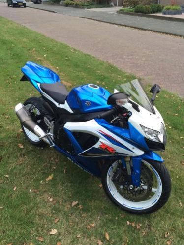 Suzuki gsx r 600 2010 k10