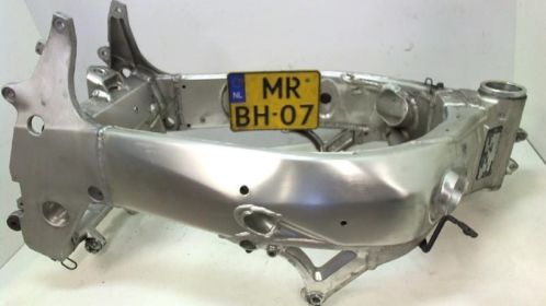 Suzuki GSX R 600 Frame - onderdelen 1995 - 2000 (NO 2010...