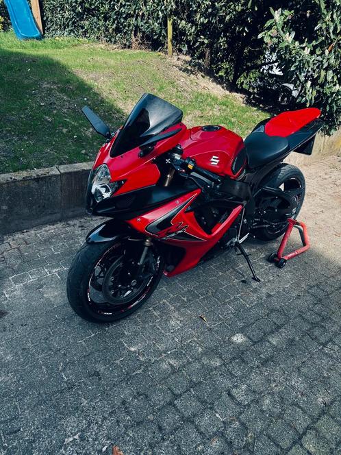 SUZUKI GSX-R 600 K6