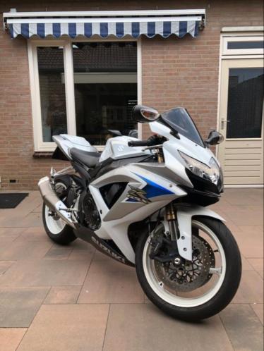 Suzuki GSX-R 600 K8