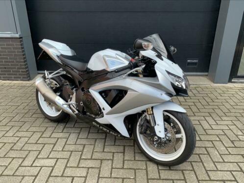 Suzuki GSX-R 600 k8