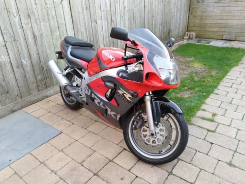 Suzuki GSX-R 600 rood