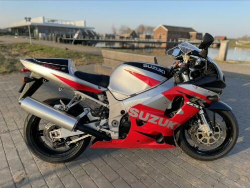 Suzuki GSX-R 750 2002 34900km 100 origineel