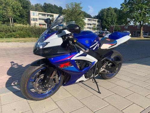 Suzuki GSX R 750