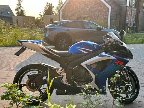 Suzuki GSX-R 750 K7