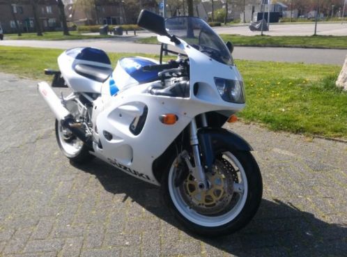 Suzuki GSX-R 750 SRAD