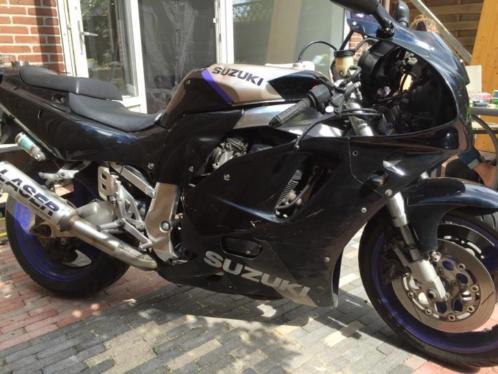 Suzuki Gsx-r 750cc rijdbare schade