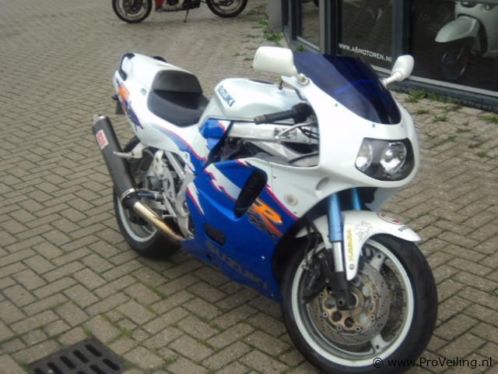 Suzuki GSX-R-750W motor in veiling bij ProVeiling