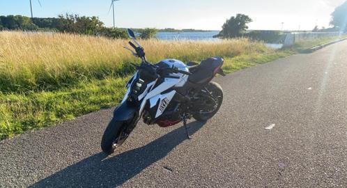 SUZUKI GSX S950