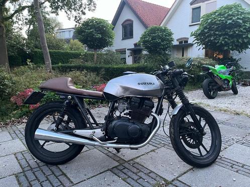 Suzuki GSX400E cafe racer opknapper