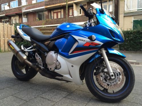 Suzuki gsx650F - 25 kw begrensd - a2 rijbewijs - akrapovic