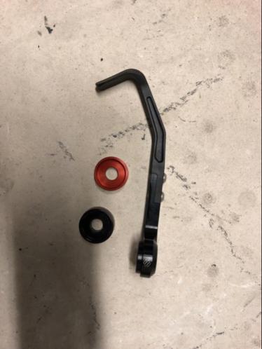 Suzuki gsxr 1000 20172018 oem remhendel protector