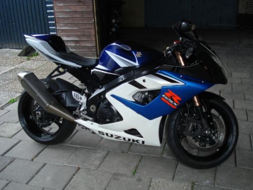 suzuki gsxr 1000 k5 met lichte zijschade bj. 05