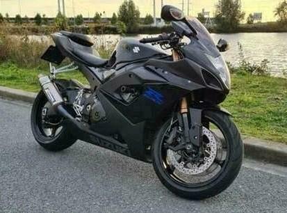 Suzuki Gsxr 1000 K5 Yoshimura black LEZEN