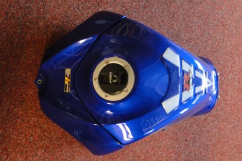 Suzuki Gsxr Gsx r 750 K6 K7 originele tank incl slot en pomp